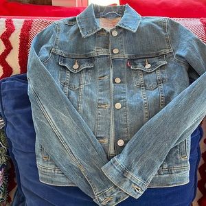 Lightly worn Levi jacket